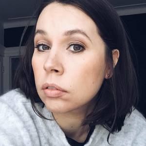 Meet your Posher, Julie-maud